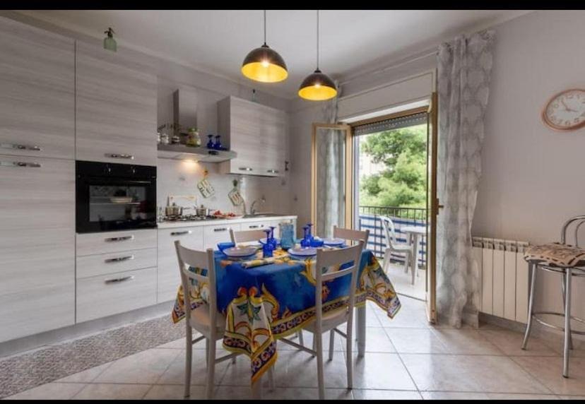 Casa Vacanza - I Mulini Con Parcheggio Gratuito Incluso. Монреале Экстерьер фото